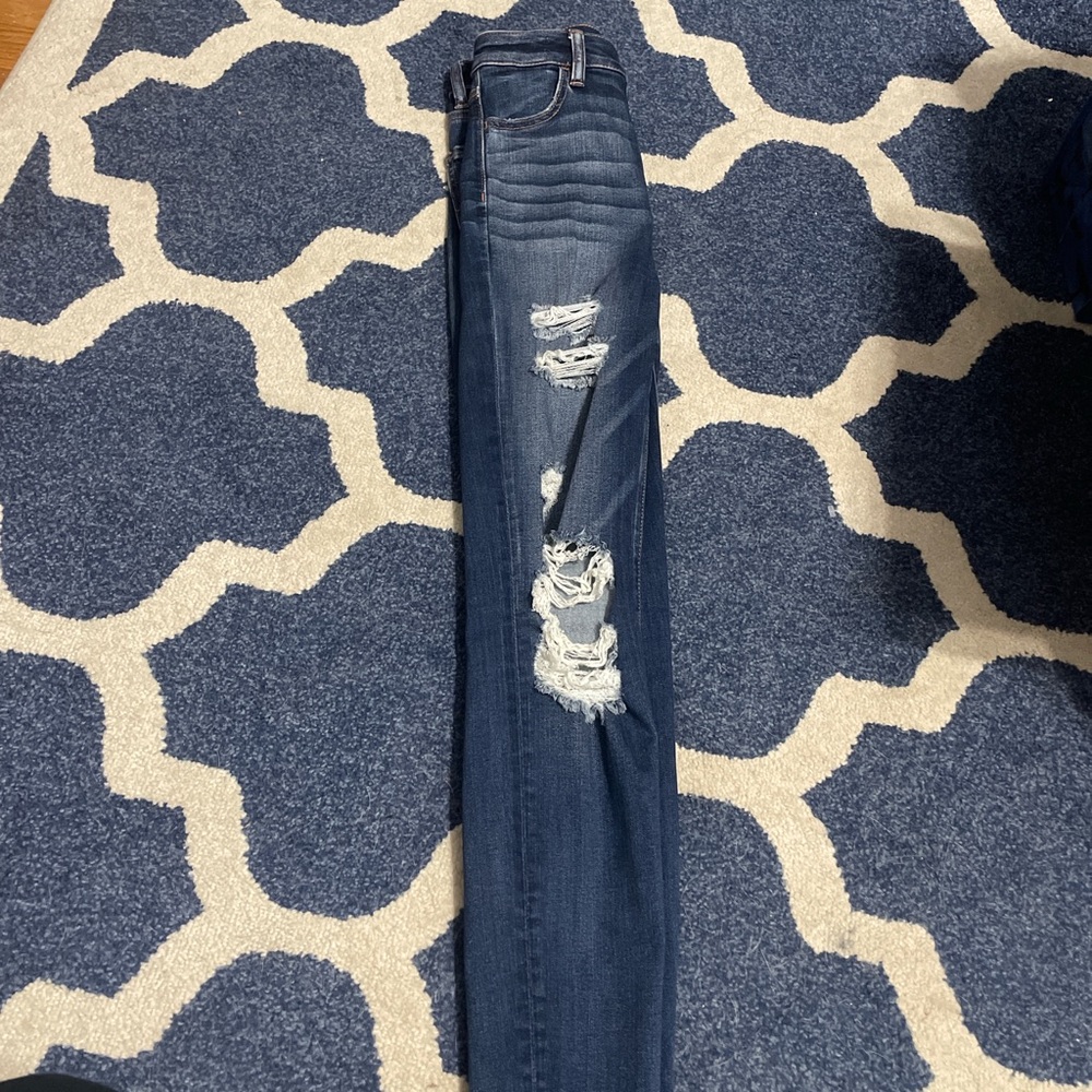 American Eagle Ripped Skinny Jeans